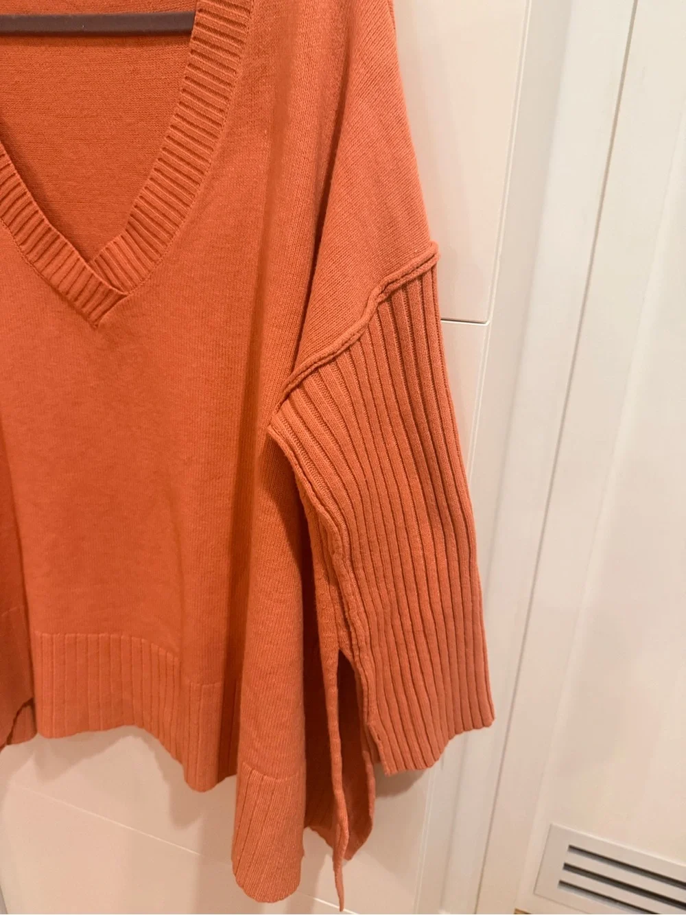 Free People Rust Orange Oversized V-Neck Drop Shoulder Sweater Medium